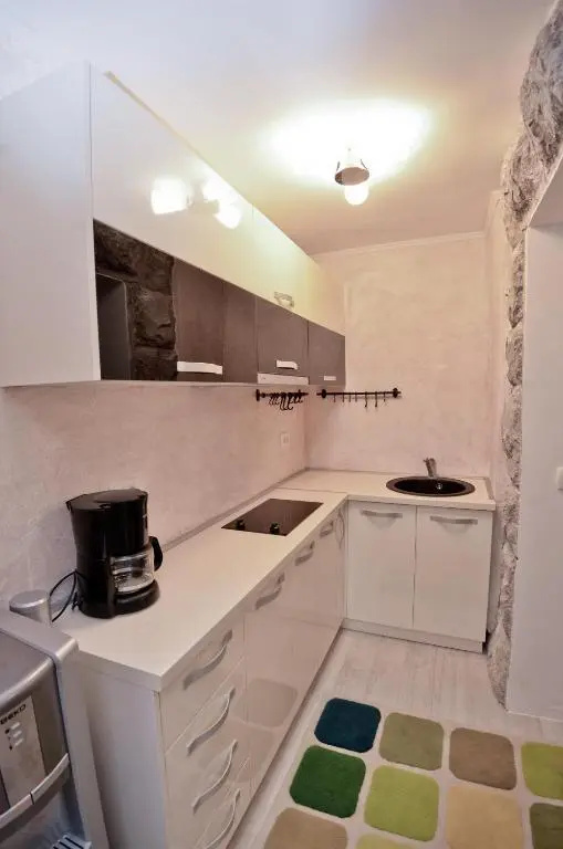Alex Apartments