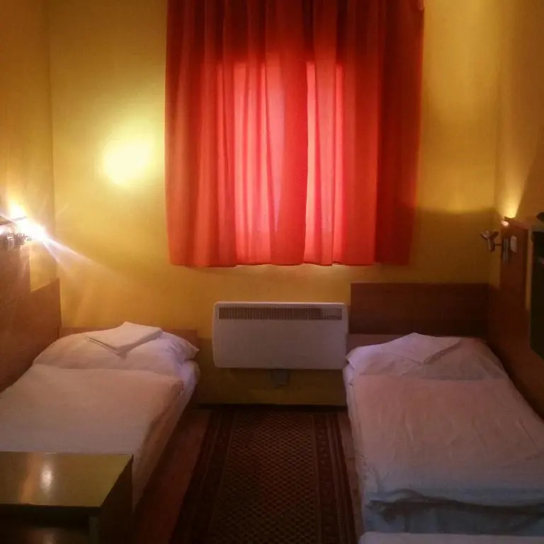 Kis-Duna Motel & Camping