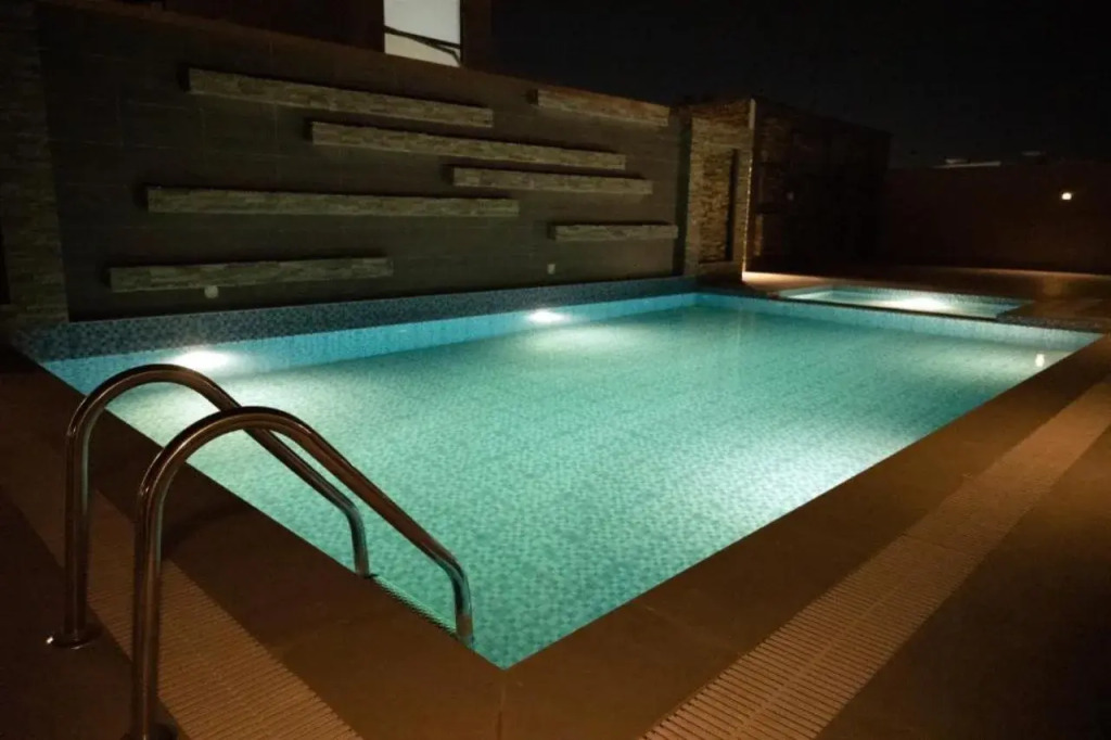 Jadeel Hotel