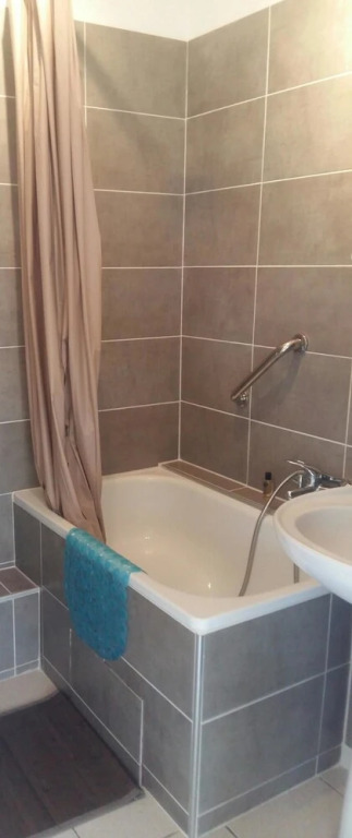 Apartment With one Bedroom in Fréjus, With Wonderful City View - 400 m