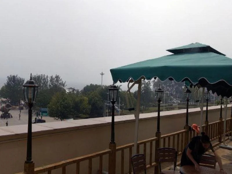 Huaneng & Cyts Holiday