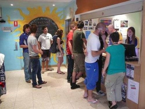 Dlux Hostel
