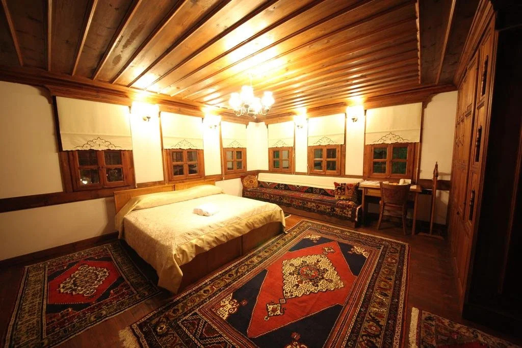 Zalifre Konakları