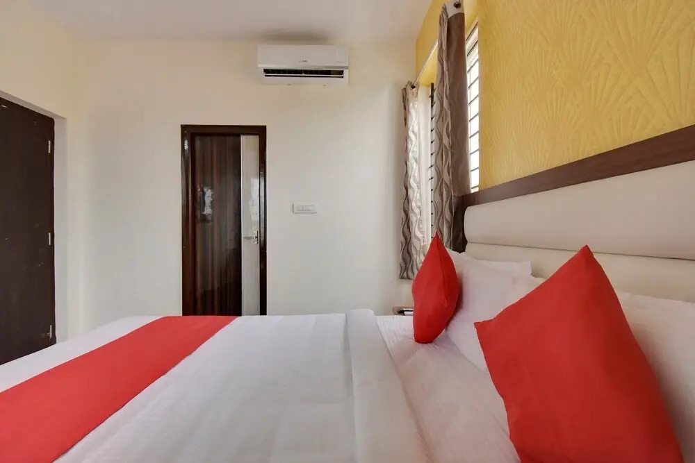 SG Comforts by OYO Rooms