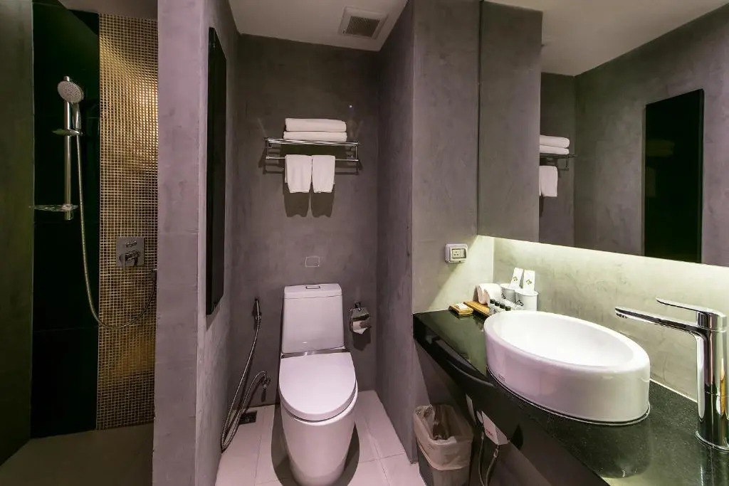 Nadee 10 Resort & Hotel