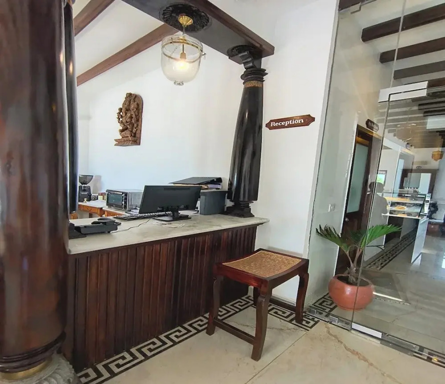 La Plage Seaview Suites