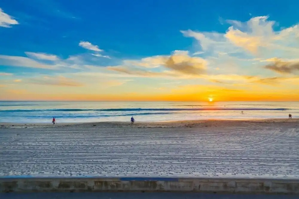 Surf Style 1 1 Bedroom 2 Bathrooms Townhouse