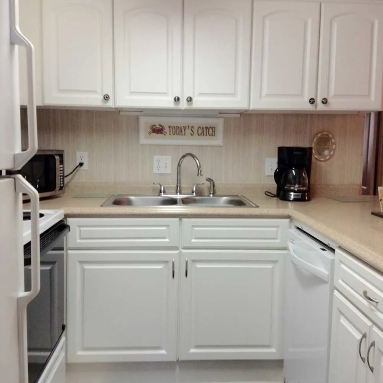 Gulf Shore Condo #604r 2 Bedrooms 2 Bathrooms Condo