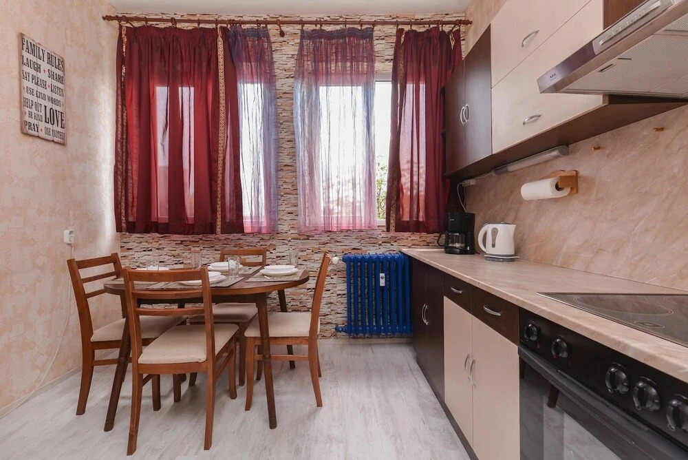 FM Deluxe 2-BDR Apartment - Rakovski street