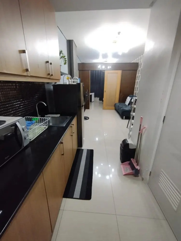 Shell Residence Moa by Gie