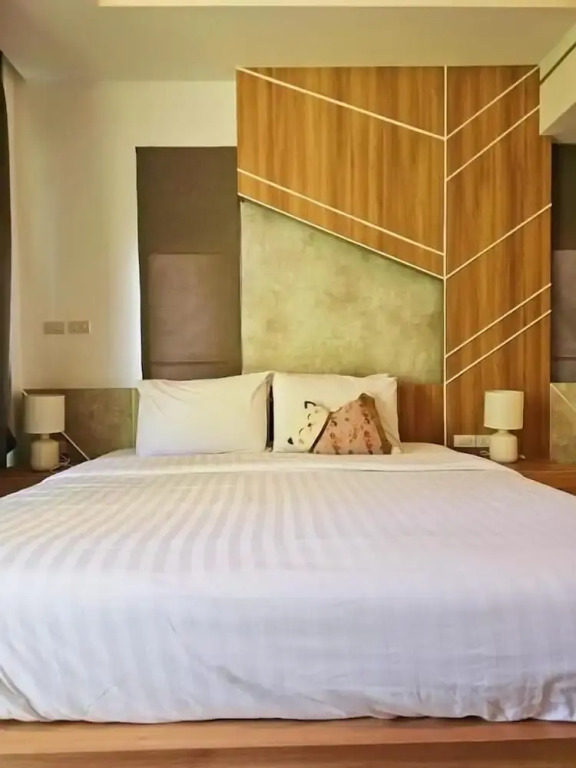 Siri Lagoona Resort
