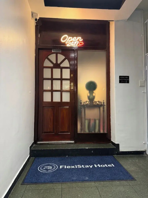 FlexiStay Hotel