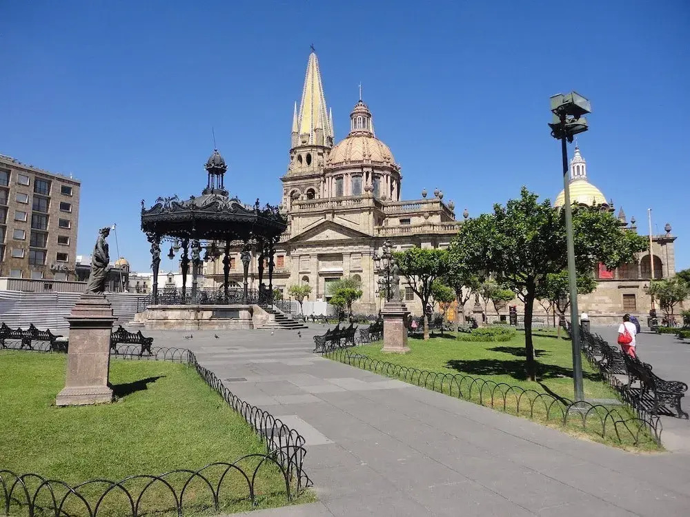 New Apt in GDL Near Cathedral