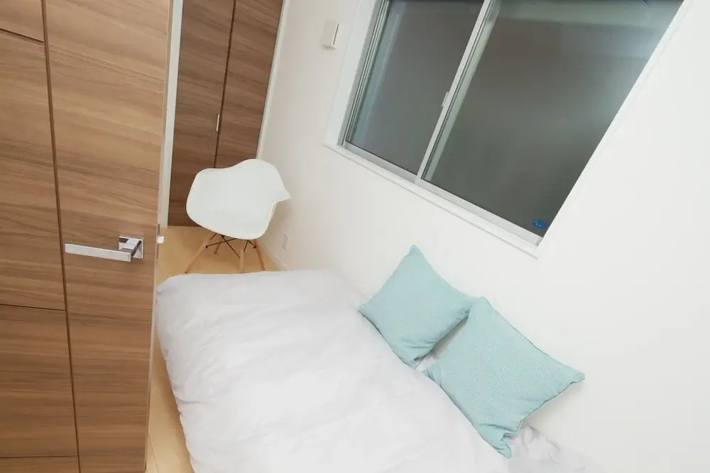 Nishi-Sugamo Guest House. 2min to Nishi-Sugamo Sta. 13min to Ikebukuro Sta.