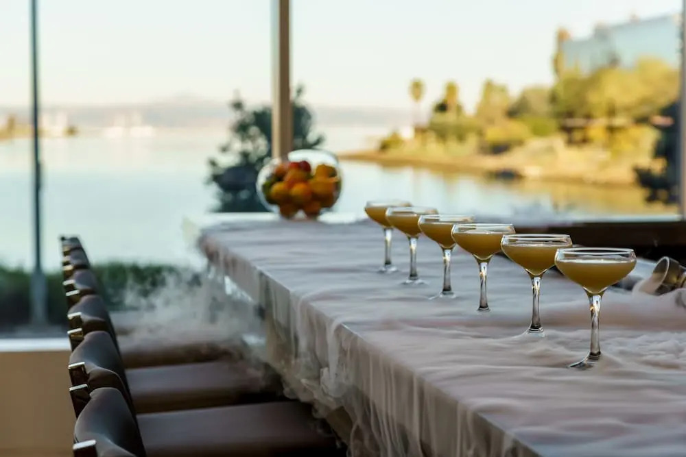 AC Hotel by Marriott San Francisco Airport/Oyster Point Waterfront