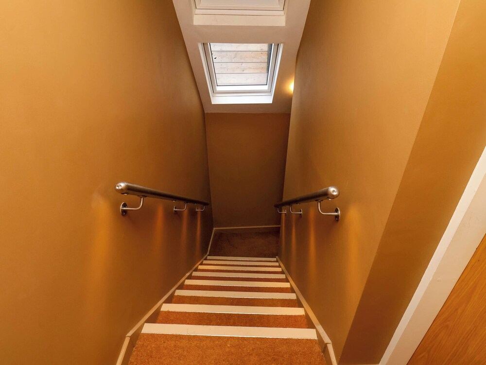 Apartment 3