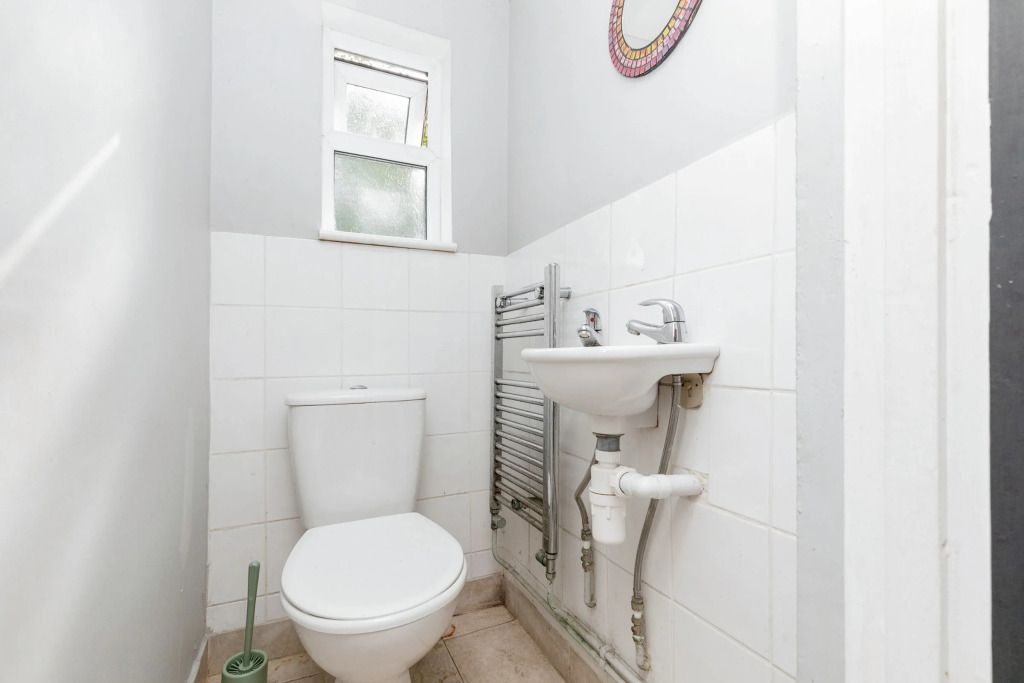 Spacious 6-bed Family Retreat Bristol