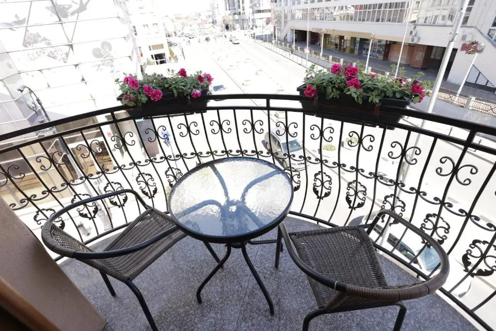 Central View Craiova 2