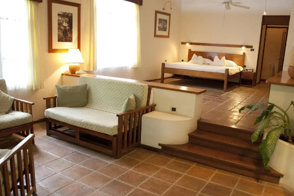 Capitán Suizo Beachfront Boutique Hotel