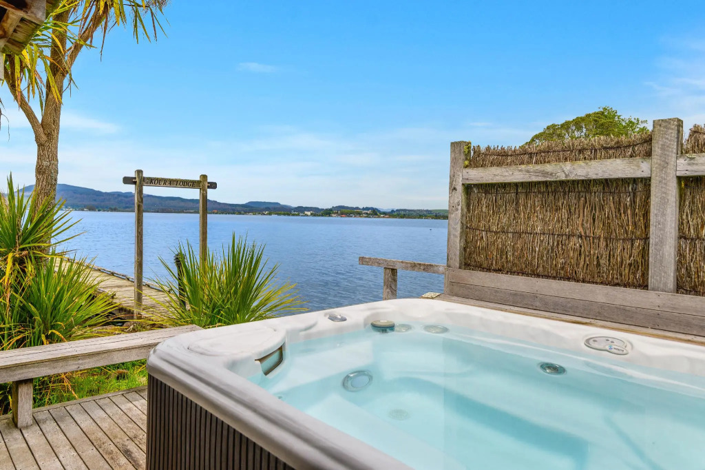 Koura Lodge