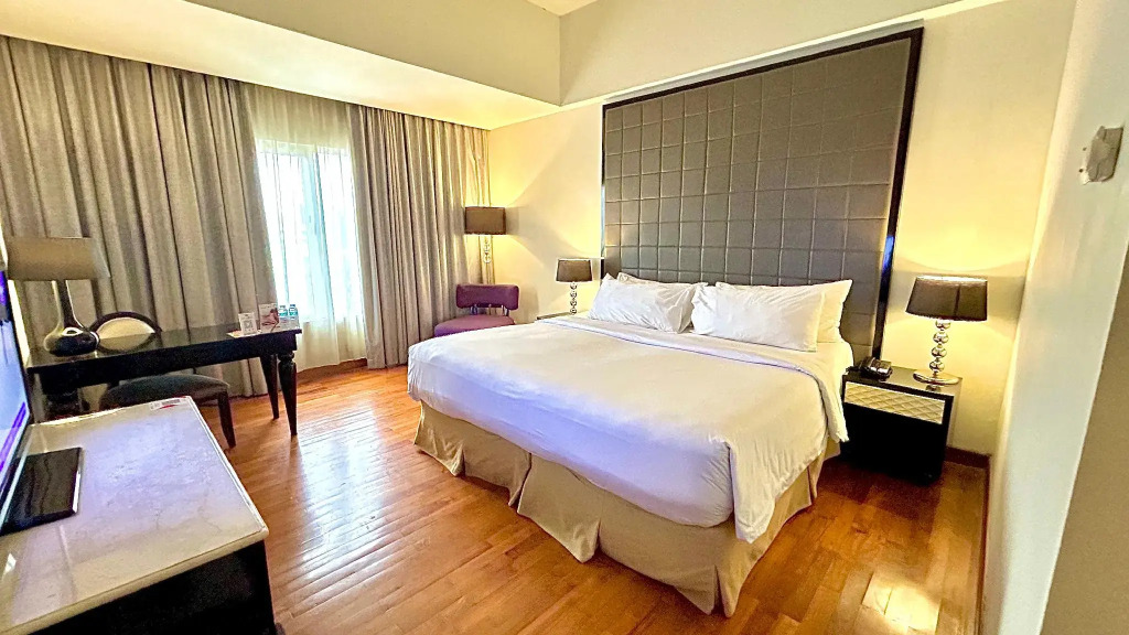 Hotel Diradja