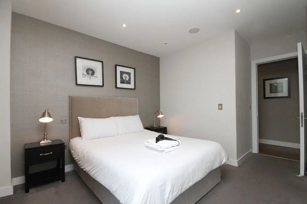 Pearse Street Luxury Sleep 6