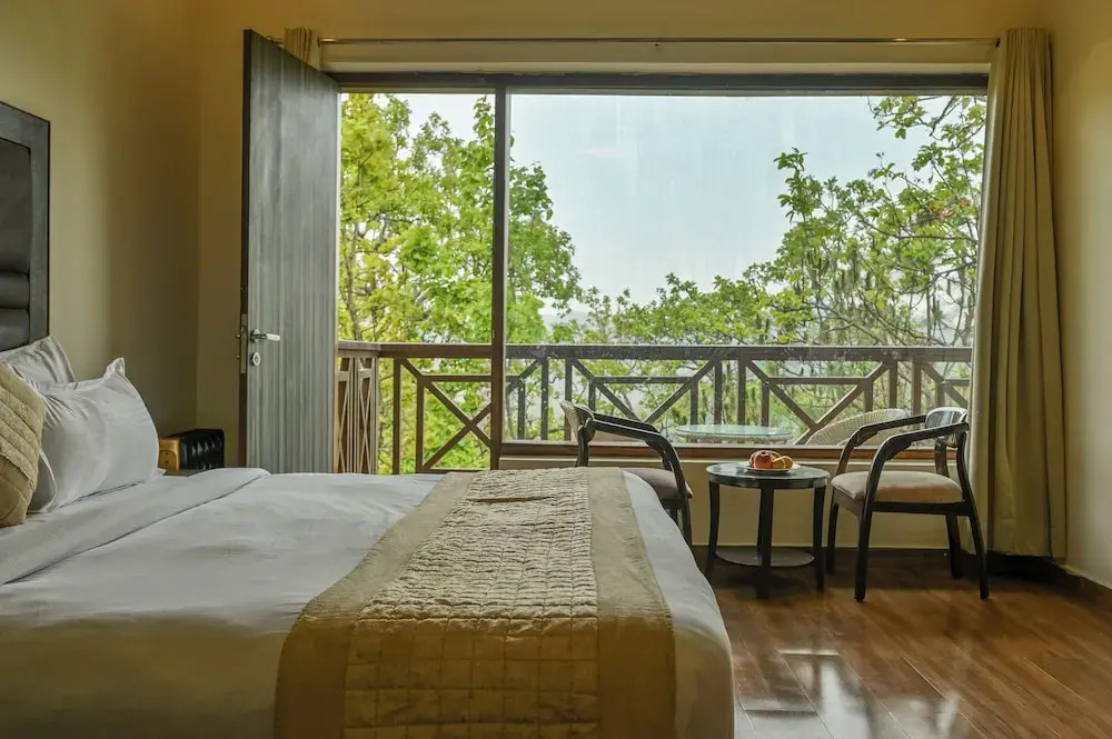 Aavaas Hill Resort