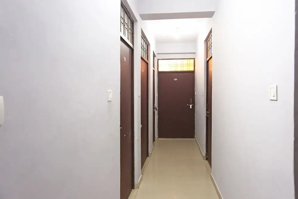OYO 10294 Hotel Sunshine