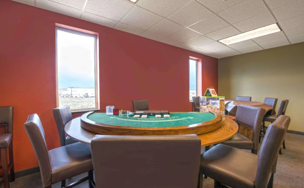 Ramada by Wyndham Williston Airport