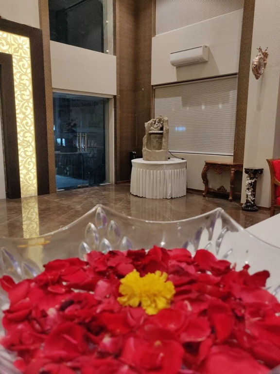 Sai Neem Tree Hotel