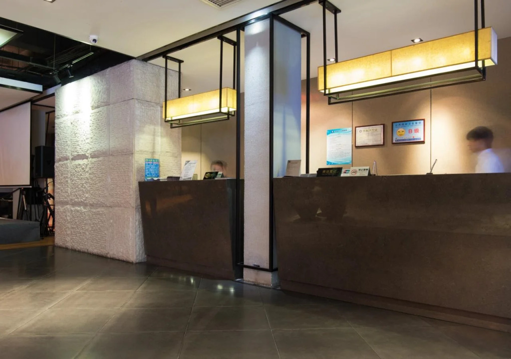 H Life Hotel