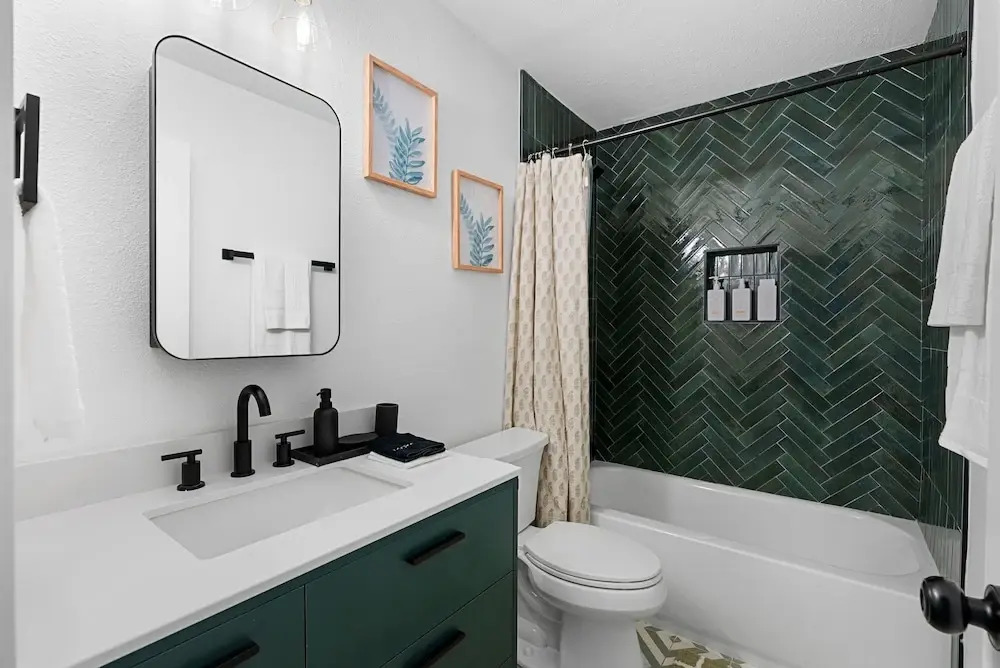 Trendy 3 Bedroom Oasis in Central Austin