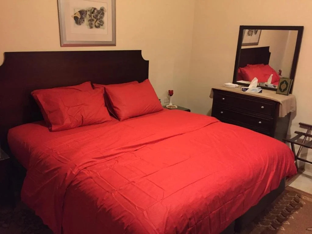 Suzan Hotel Apartments