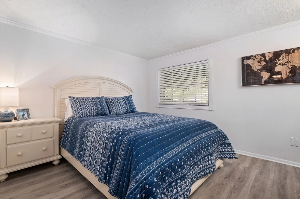 Short Drive To Beaches 3 Bedroom Pool Home Sleeps 8 3 Home by Redawning