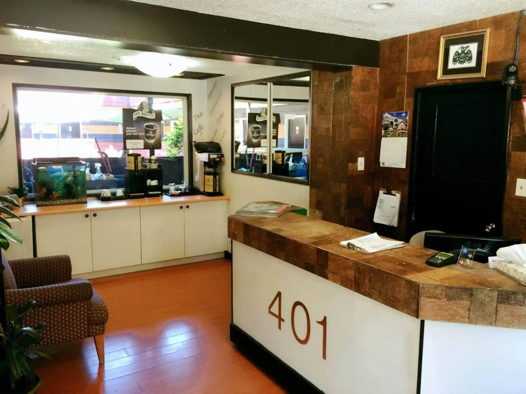 Coast Metro Vancouver Hotel