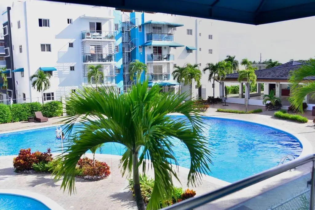 Lourdes’ Sweet Home 3 bedroom with 2 balconies