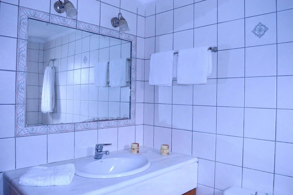 Villa With 7 Bedrooms in Agia Pelagia, With Wonderful sea View, Privat