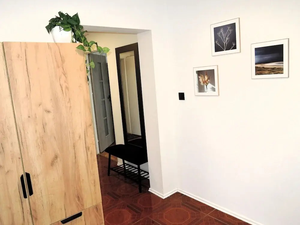 Large Holiday Apartment With a Garden in Stepnica