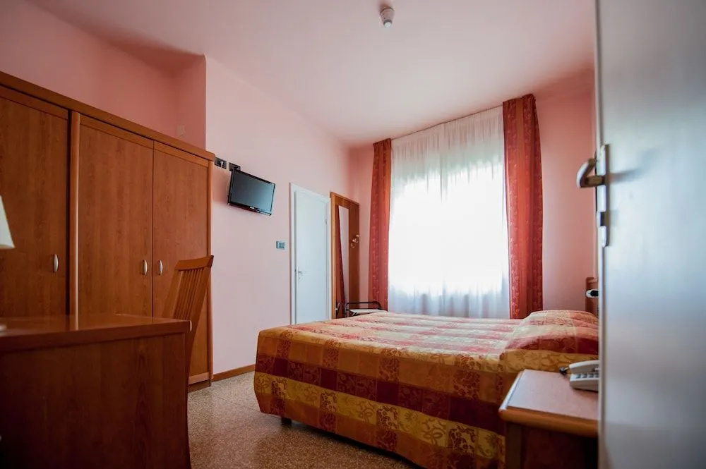 Hotel Lorenzo