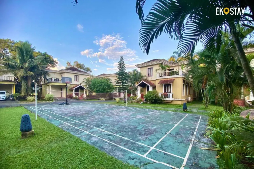 EKOSTAY- Coconut Grove Villa