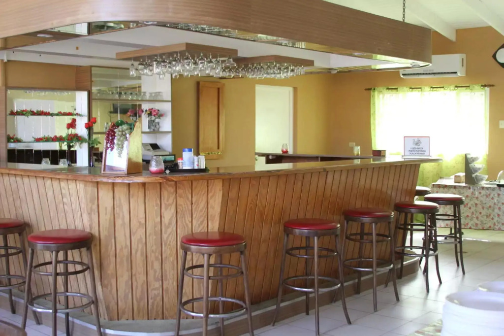 Coconut Inn