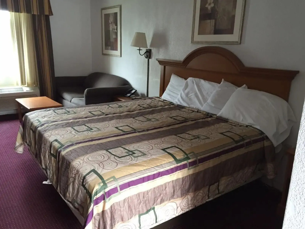 Econo Lodge Franklin