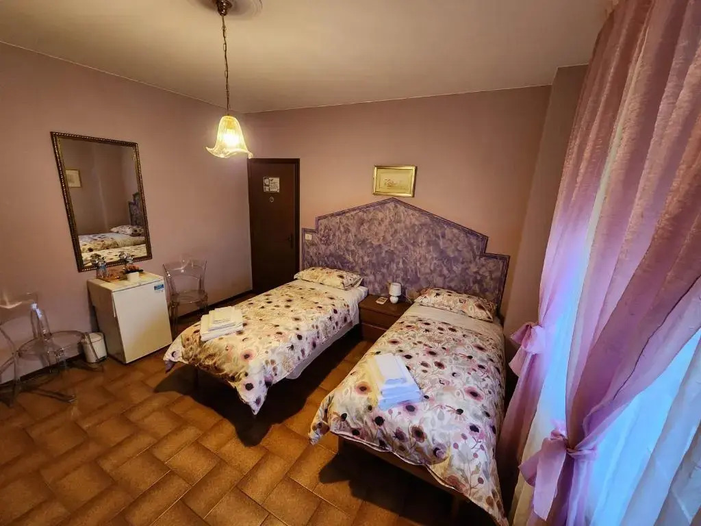 Gold B&B