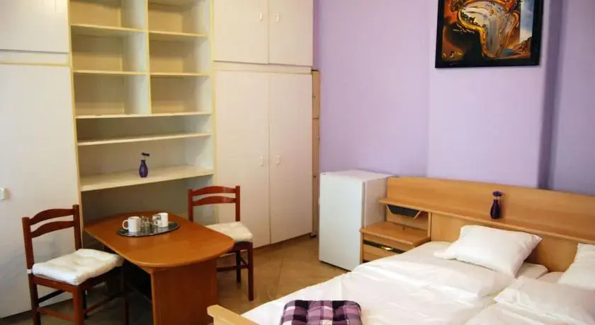Discover Budapest Guest House