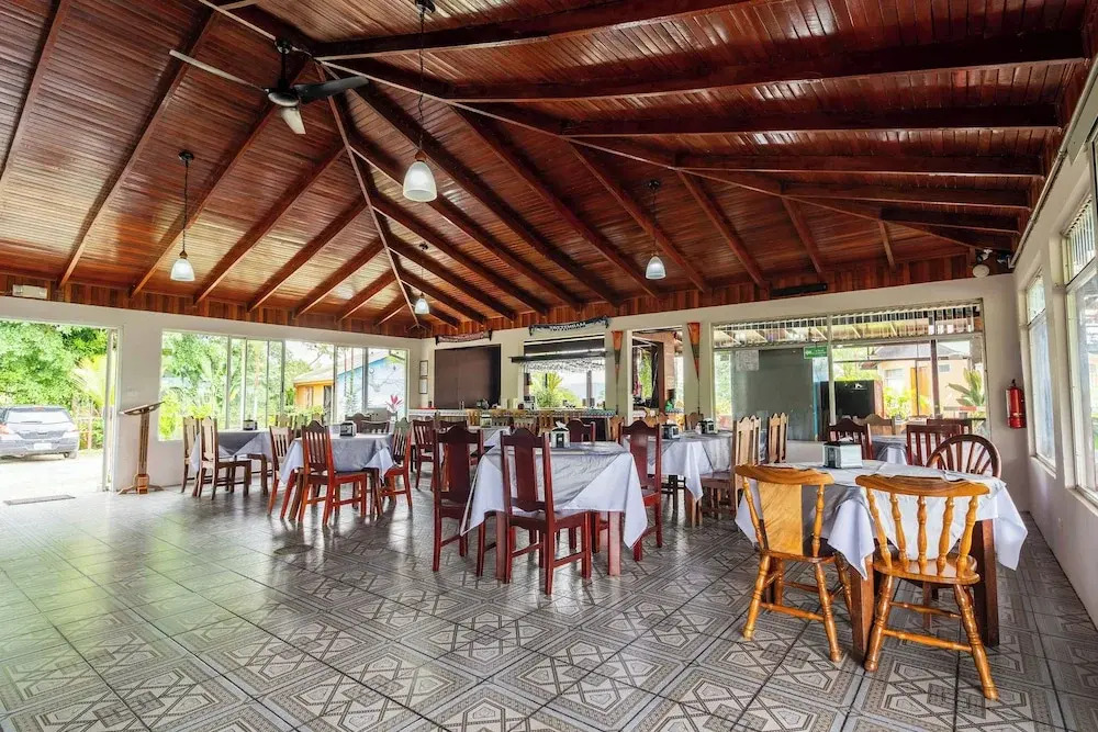 Chateau Arenal Hotel & Restaurante