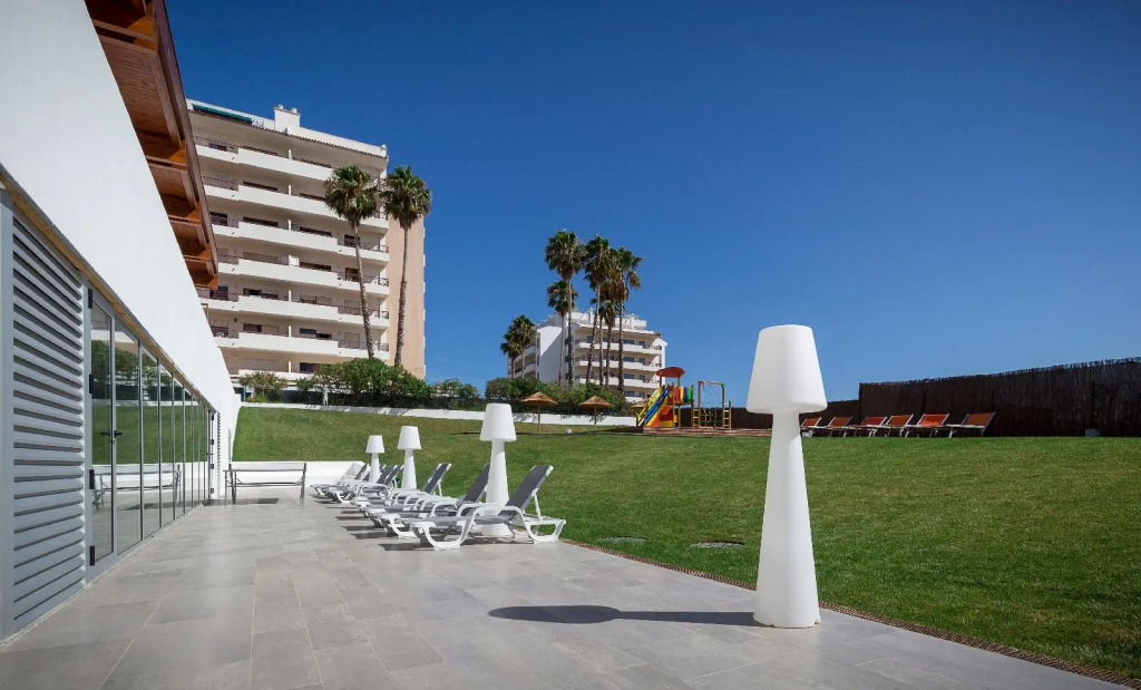 Отель Interpass VAU Hotel & Apartaments