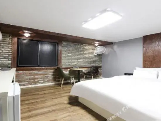Welkin Hotel