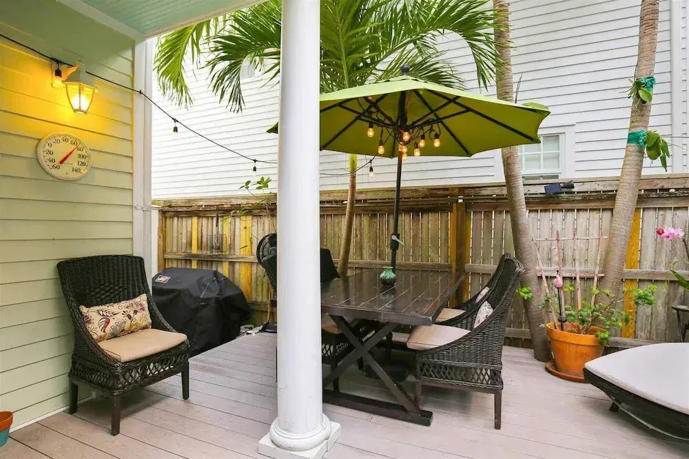 Ecco Domani by Avantstay Gorgeous Home w/ Pool, Balcony in Great Location Month Long Stays Only