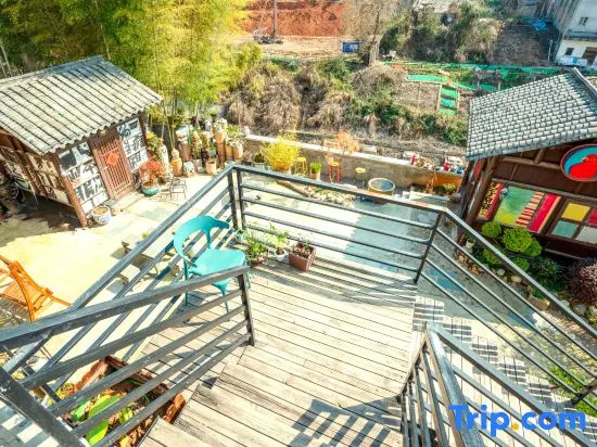Jingdezhen Xiaolou Yichuan Homestay (High-Speed Rail North Station Branch