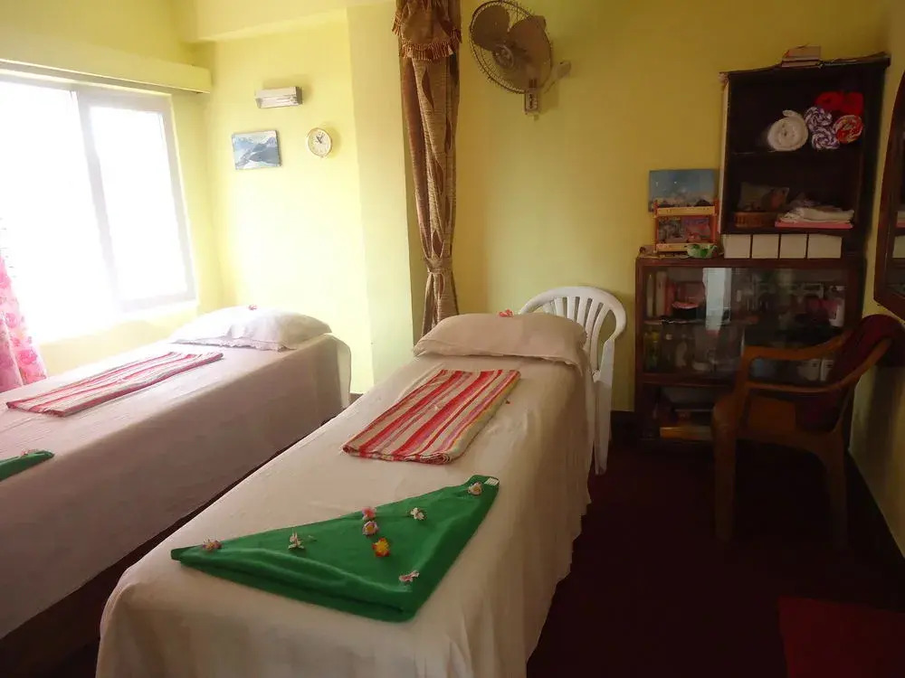 OYO 120 Hotel Tayoma
